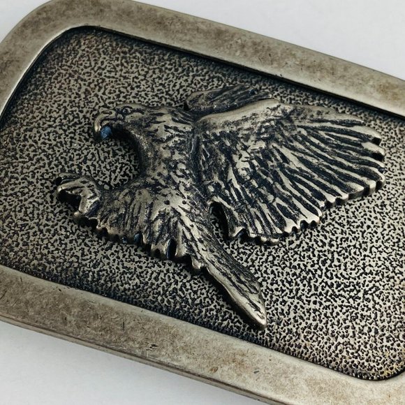 Unisex Gray Distressed Belt Buckle With Raised Eagle Accessory Piece Collectible - Picture 2 of 8